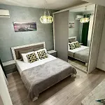 Taya - Moon Mamaia